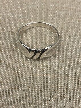 Sterling Silver Knot Accent Women’s Ring-size 6.5